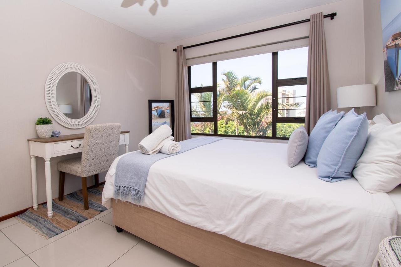 Апартаменты 11 The Shades Umhlanga Rocks Дурбан Экстерьер фото