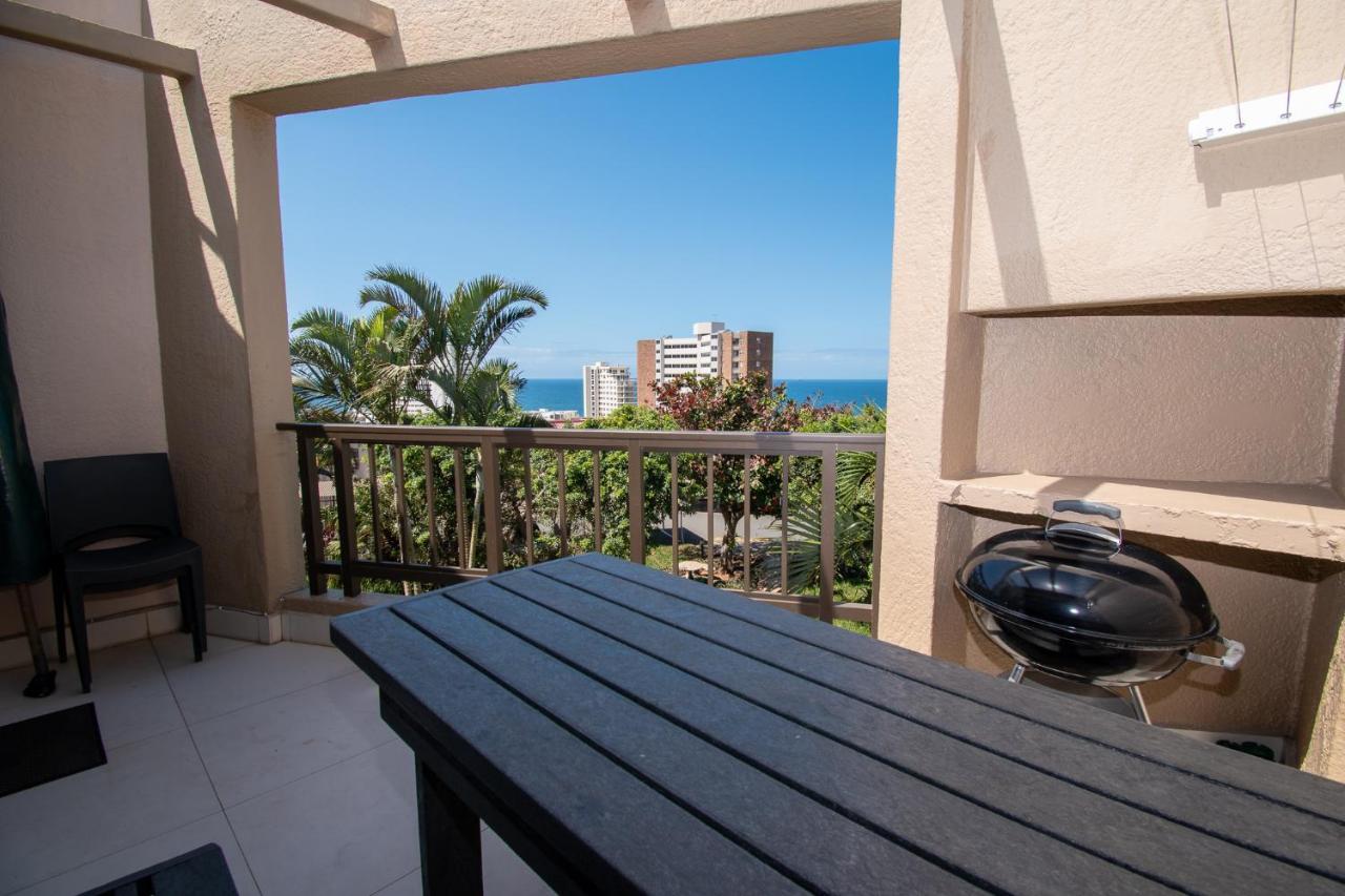 Апартаменты 11 The Shades Umhlanga Rocks Дурбан Экстерьер фото